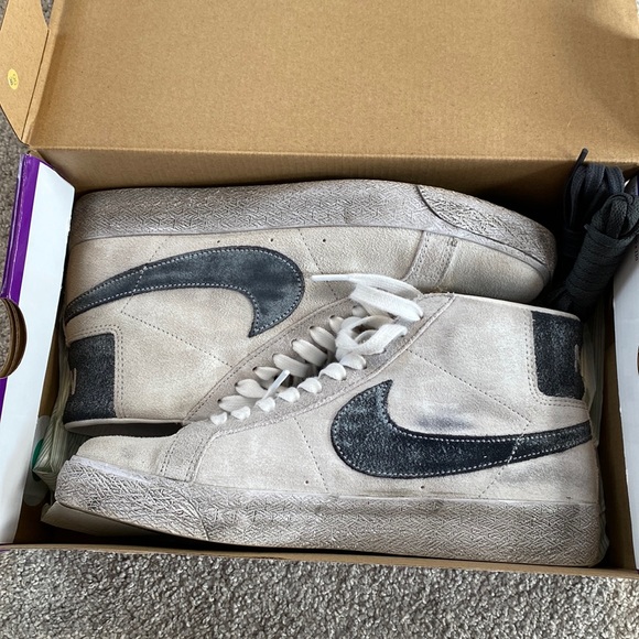Nike Blazer Mid - Picture 1 of 4